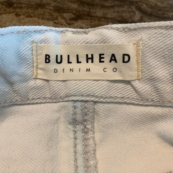 BULLHEAD DENIM CO. HIGH RISE SHORT SZ (1) 23”W - Picture 3 of 8